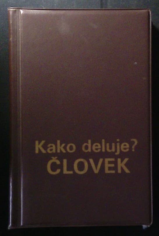 Kako deluje?  Človek